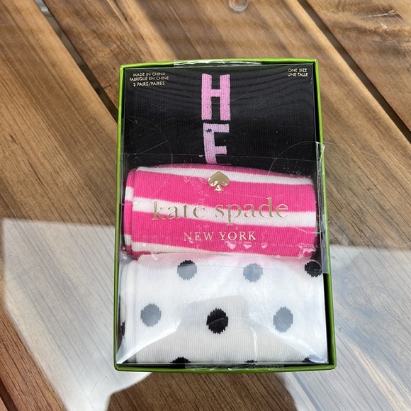 Kate, spade three pairs of socks, new in box, one size - Picture 3 of 3